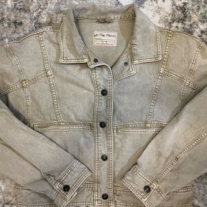 *SOLD* on Depop Free People Tan Crop Denim Jacket